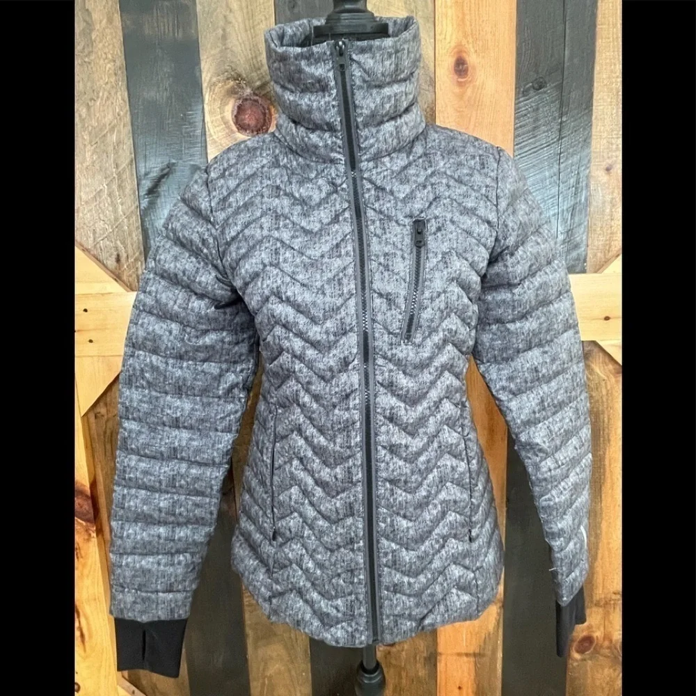 Mondetta lightweight packable down filled puffer